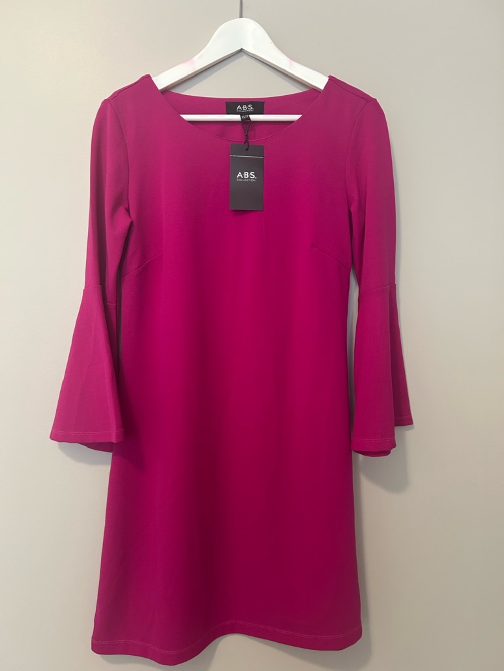Women’s Fuchsia Long-Sleeve Bell Cuff Dress